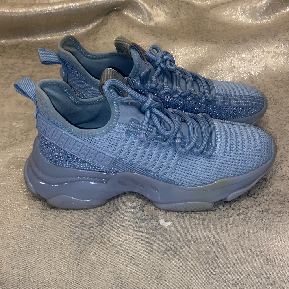 Steve Madden Blue Sneakers - Picture 4 of 9